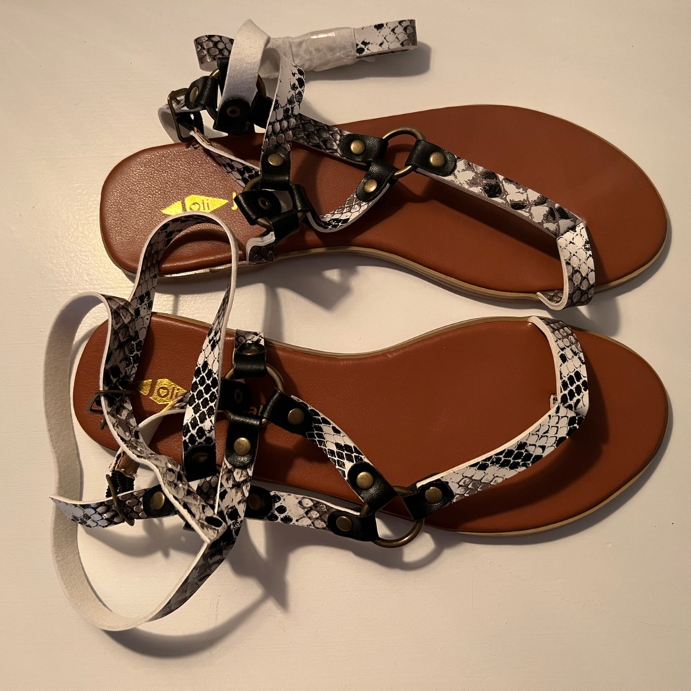 Women’s snake print wrap up sandals, size 8